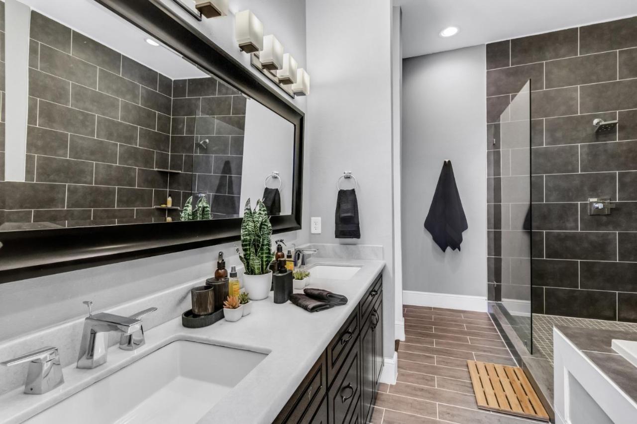Modern, Houston Inspired House With Best Views Of Downtown! - Less Than 1 Mile To Eado Midtown Bars Home Exteriör bild